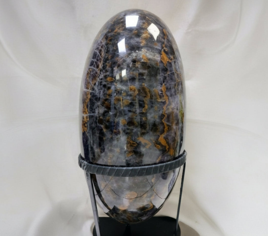 Amethyst Shivling / Weight 128 Kg  & Height 30 inches